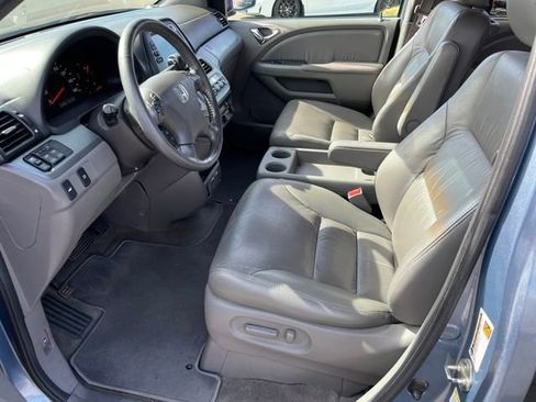 Used 2010 Honda Odyssey EX-L image 2