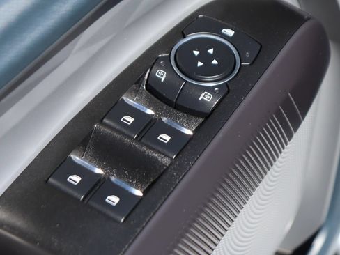 Used 2025 Ford Maverick Lariat w/ Black Appearance Package AWD/4WD image 17