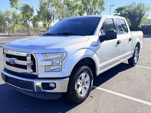 Used 2015 Ford F150 XLT RWD image 1