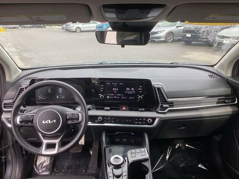 Certified 2023 Kia Sportage LX image 17