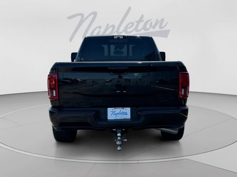 Used 2025 RAM 2500 Laramie AWD/4WD image 7