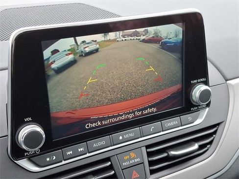 New 2025 Nissan Altima 2.5 SR image 4