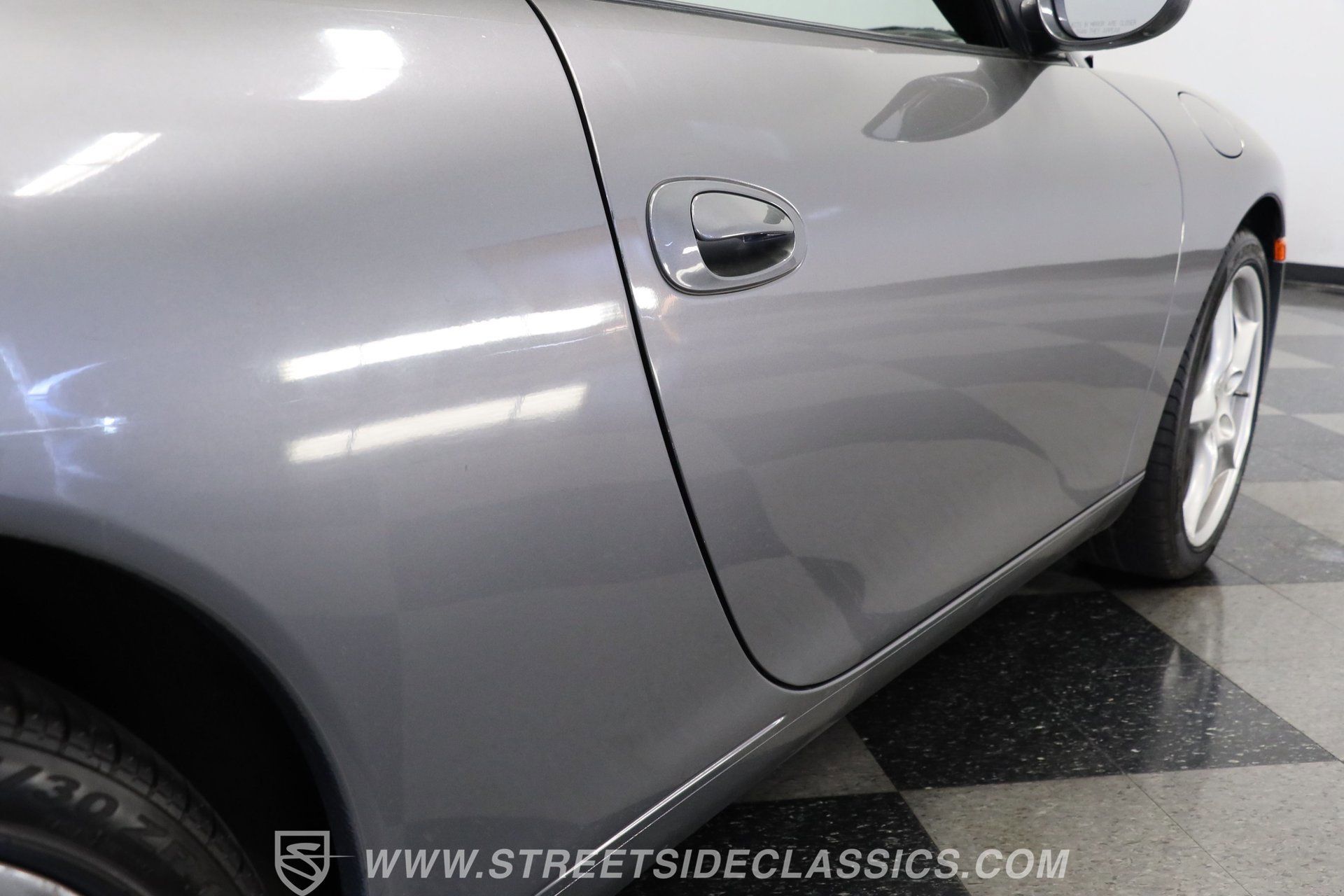 Used 2002 Porsche 911 Carrera 4 AWD/4WD image 27