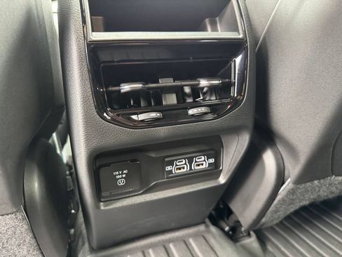 Certified 2024 Jeep Grand Cherokee Laredo X w/ Luxury Tech Group I AWD/4WD image 23