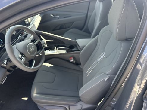 New 2026 Hyundai Elantra Sport FWD image 17
