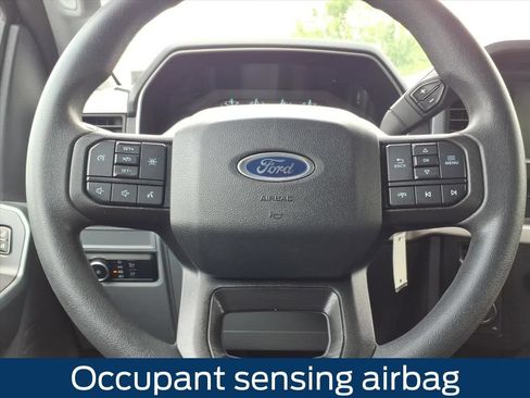 Used 2023 Ford F150 XLT AWD/4WD image 11