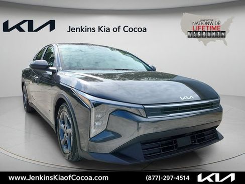 New 2026 Kia K4 FWD image 2