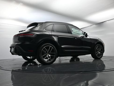 Certified 2026 Porsche Macan AWD/4WD image 56