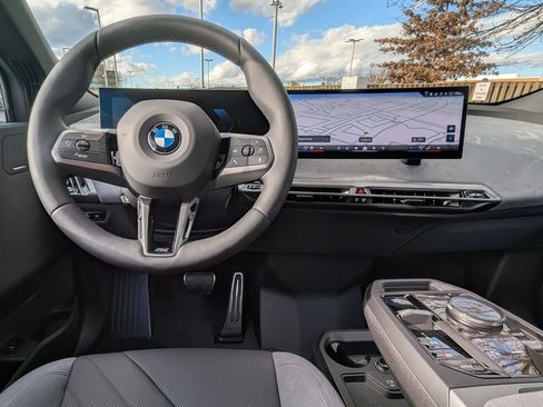 New 2026 BMW iX xDrive45 image 16