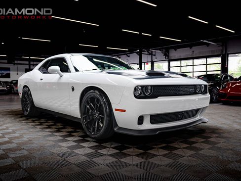 Used 2023 Dodge Challenger SRT Hellcat RWD image 24