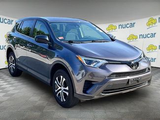 Used 2018 Toyota RAV4 LE w/ Carpet Mat Package AWD/4WD video 1