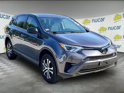 Used 2018 Toyota RAV4 LE w/ Carpet Mat Package