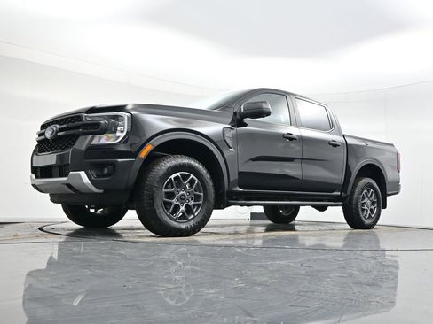 Used 2025 Ford Ranger XLT w/ Equipment Group 301A High image 45