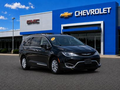 Used 2019 Chrysler Pacifica Touring-L