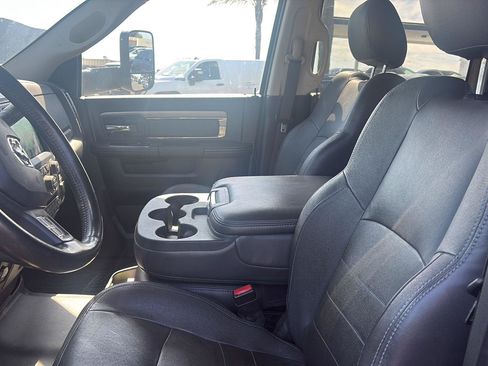 Used 2018 RAM 2500 Big Horn w/ Sport Appearance Group AWD/4WD image 5