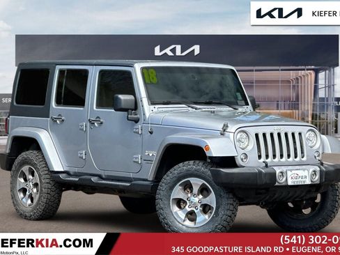 Used 2018 Jeep Wrangler Unlimited Sahara AWD/4WD image 1