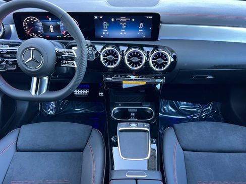 New 2026 Mercedes-Benz CLA 250 image 3