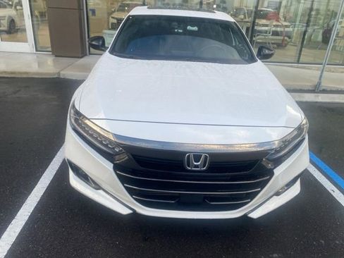 Used 2021 Honda Accord Sport image 3