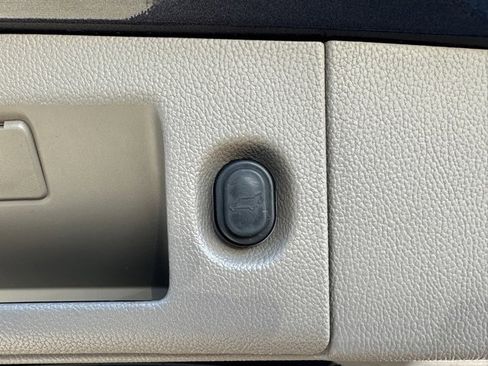 Used 2015 Chevrolet Tahoe LTZ image 27