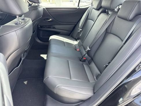 Certified 2025 Lexus ES 300h w/ Premium Package FWD image 23