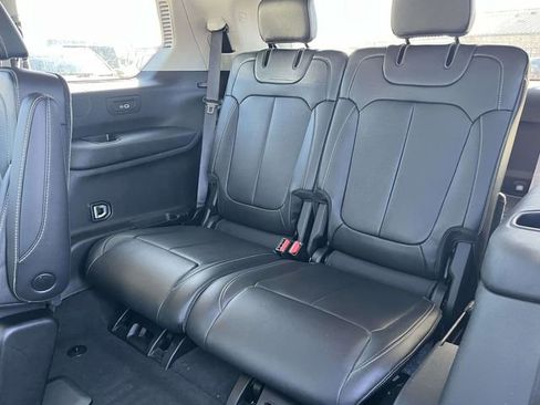 Used 2023 Jeep Grand Cherokee L Limited image 16
