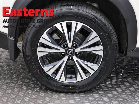 Used 2023 Nissan Rogue SV w/ SV Premium B Package AWD/4WD image 31