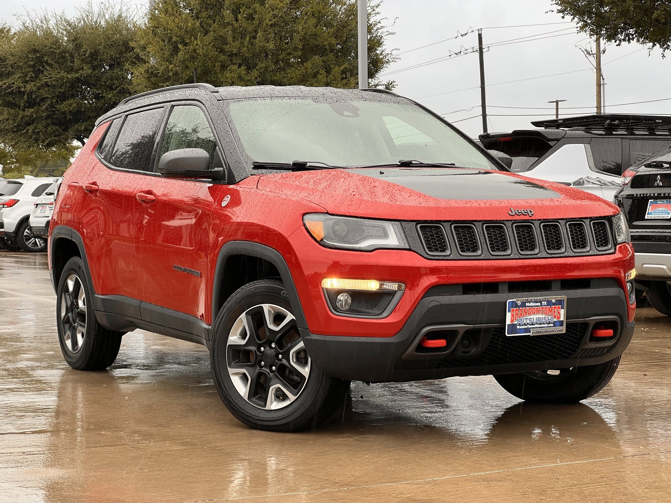 Used 2018 Jeep Compass Trailhawk w/ Leather Interior Group AWD/4WD image 2