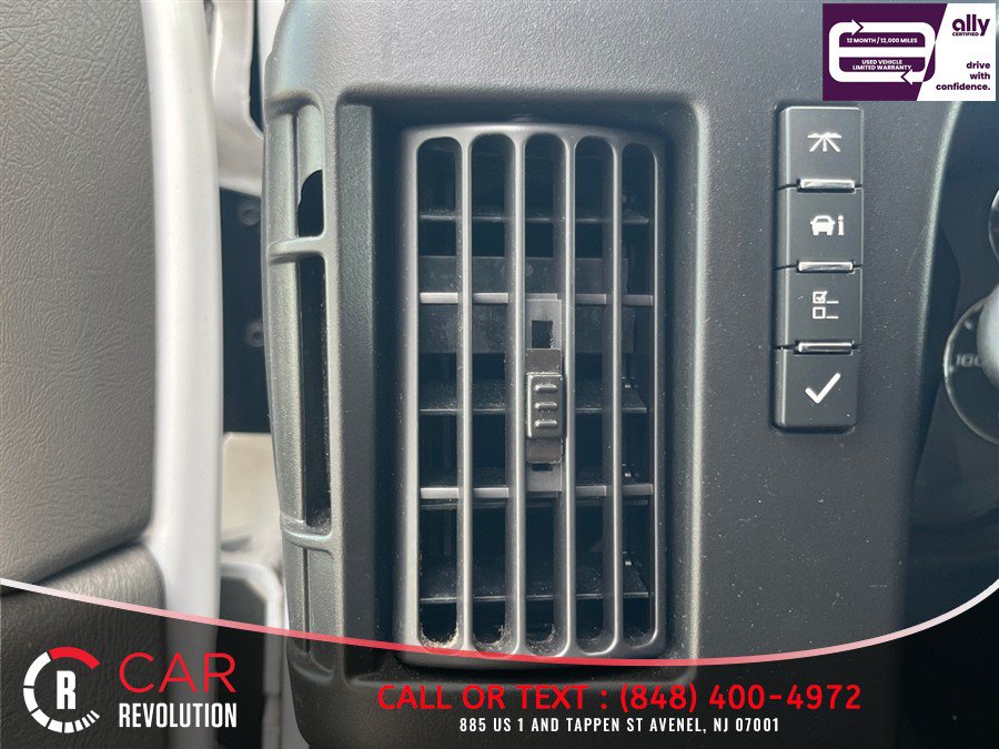Used 2024 Chevrolet Express 3500 LT w/ LT Preferred Equipment Group RWD image 22