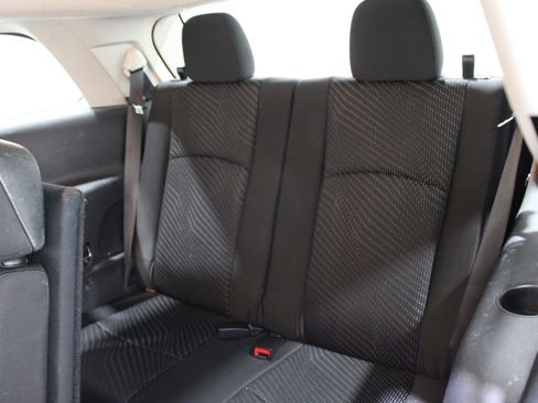 Used 2018 Dodge Journey SE FWD image 17