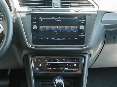 Used 2023 Volkswagen Tiguan SE FWD image 26