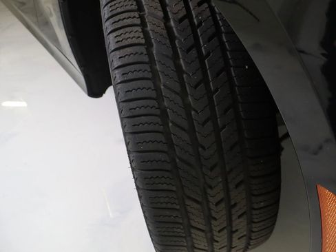 Used 2020 BMW 330i xDrive Sedan w/ Convenience Package image 11