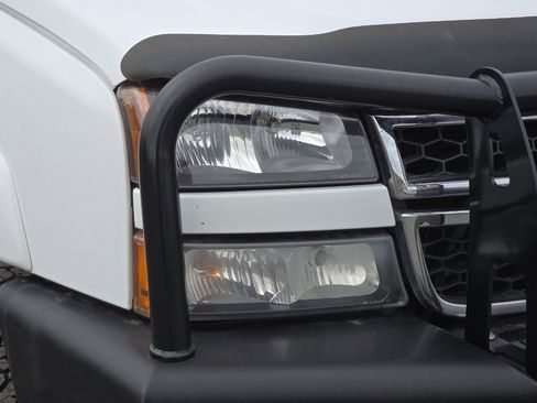 Used 2006 Chevrolet Silverado 2500 LT w/ Heavy-Duty Power Package image 41