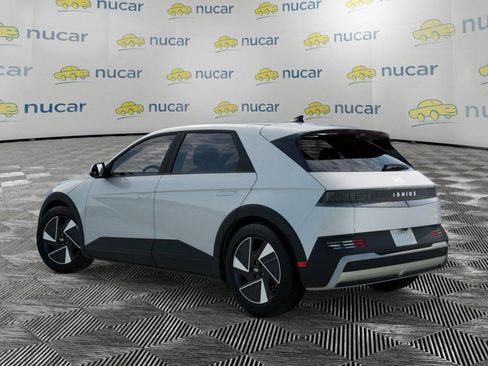 New 2026 Hyundai Ioniq 5 SE image 5