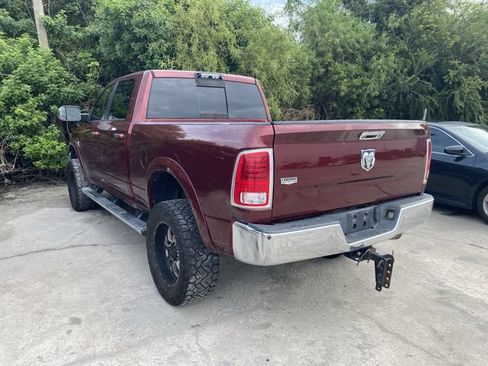 Used 2018 RAM 2500 Laramie AWD/4WD image 3