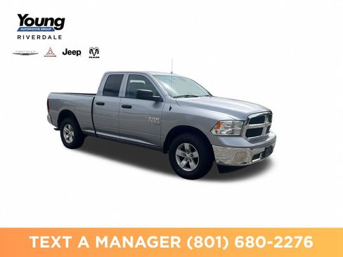Used 2024 RAM 1500 Classic SLT AWD/4WD image 7