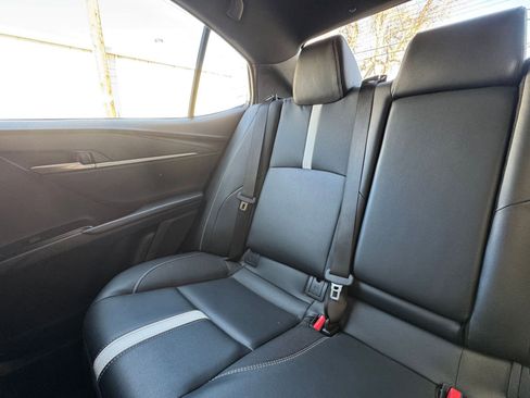 Used 2025 Toyota Camry SE image 39