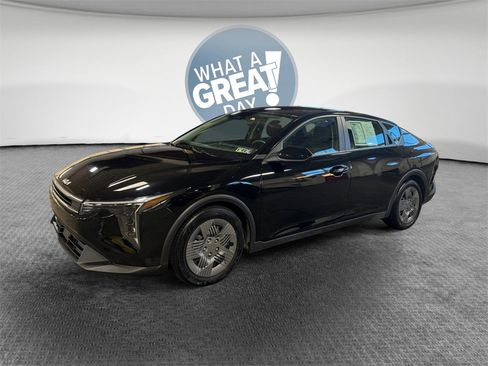 Certified 2025 Kia K4 LX image 8