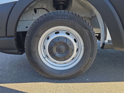 New 2026 Ford Transit 250 Low Roof image 26