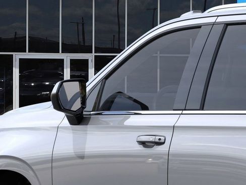 New 2026 Chevrolet Tahoe LS image 12