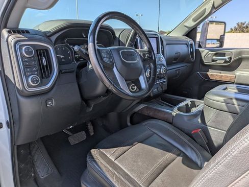 Used 2020 GMC Sierra 2500 Denali w/ Denali Ultimate Package image 9