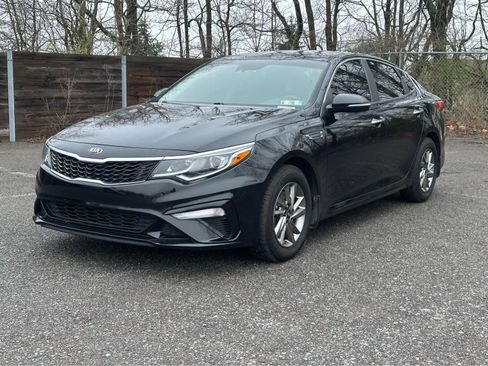 Used 2019 Kia Optima LX image 1