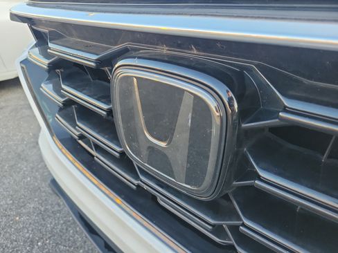Used 2025 Honda CR-V EX-L image 3