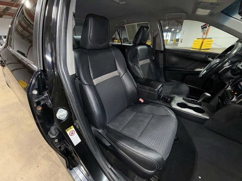 Used 2012 Toyota Camry SE image 15