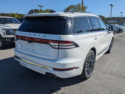 New 2025 Lincoln Aviator Black Label image 4