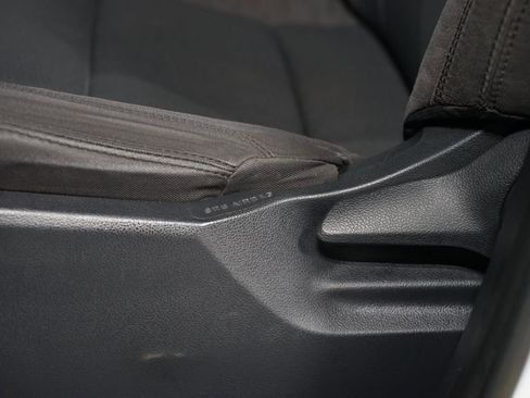 Used 2025 Toyota Tundra SR image 32