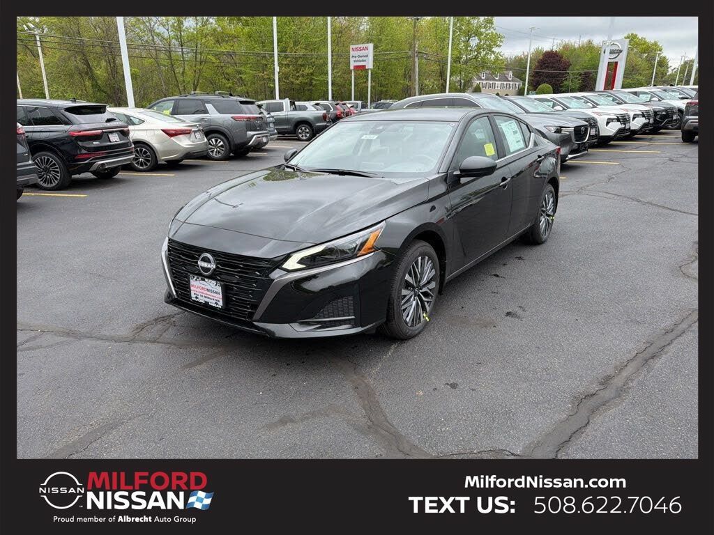 Used 2026 Nissan Altima 2.5 SV AWD/4WD image 1