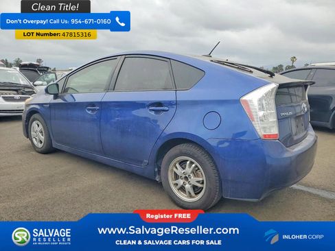 Used 2011 Toyota Prius Two w/ Preferred Accessory Pkg FWD image 3