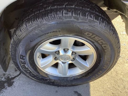 Used 2007 Toyota Sequoia SR5 image 23