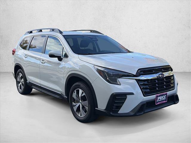 Used 2023 Subaru Ascent Premium AWD/4WD image 3