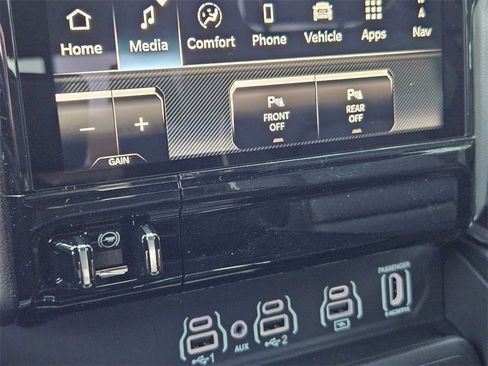 New 2026 RAM 1500 Laramie w/ Night Edition image 29